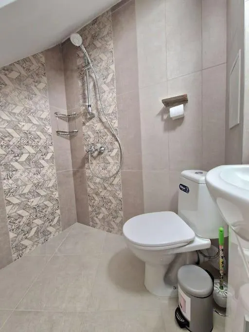 Sunny Apartment In The Centre Varna
